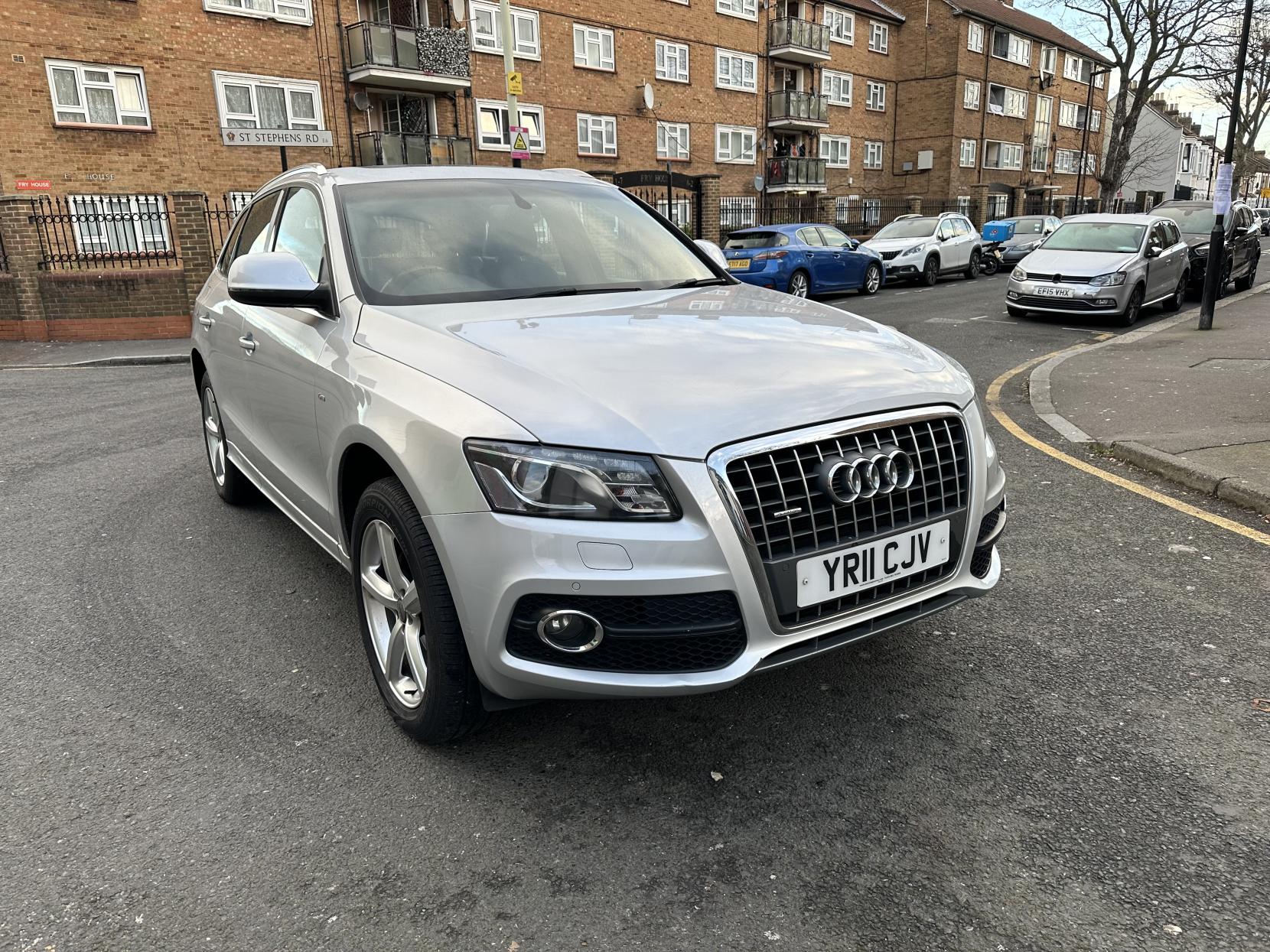 Audi Q5 2.0 TFSI S line SUV 5dr Petrol S Tronic quattro Euro 4 (211 ps)